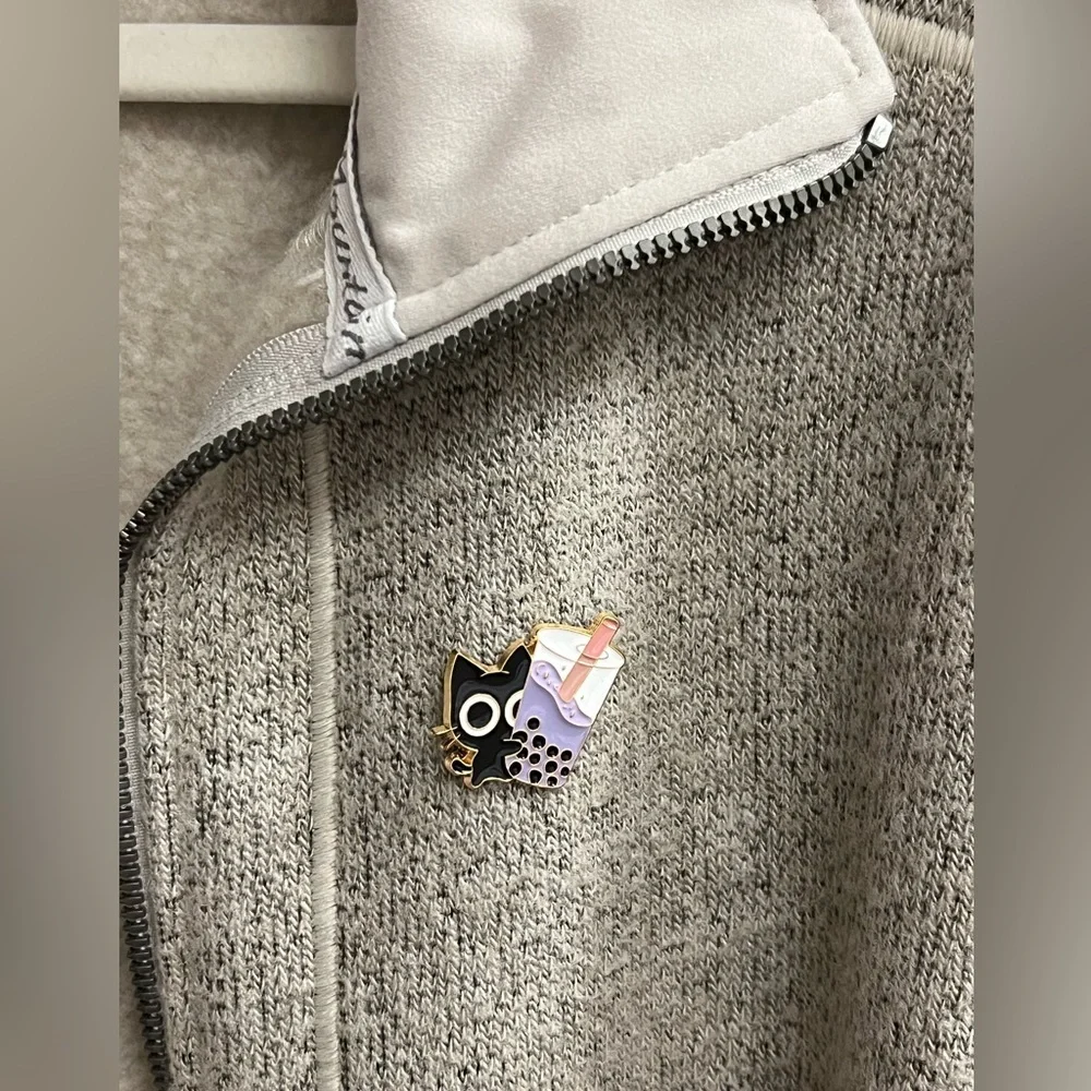3/$15 Cute Boba Tea Cat Pin Brooch - Picture 2 of 5